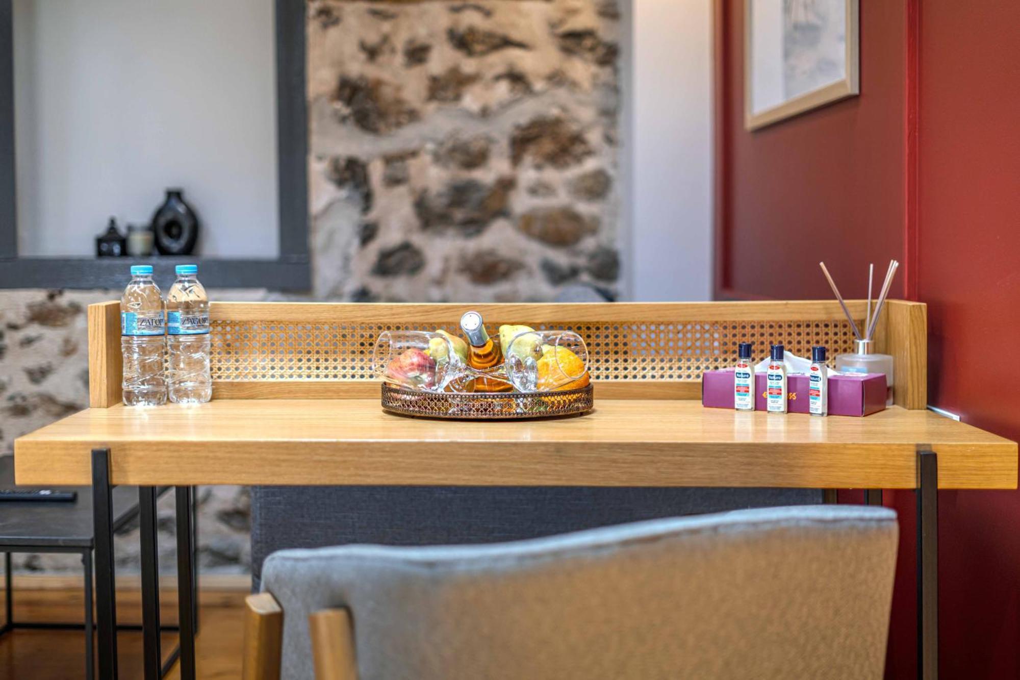 Belle Athenes - Luxury Rooms At Monastiraki Railway Station Dış mekan fotoğraf