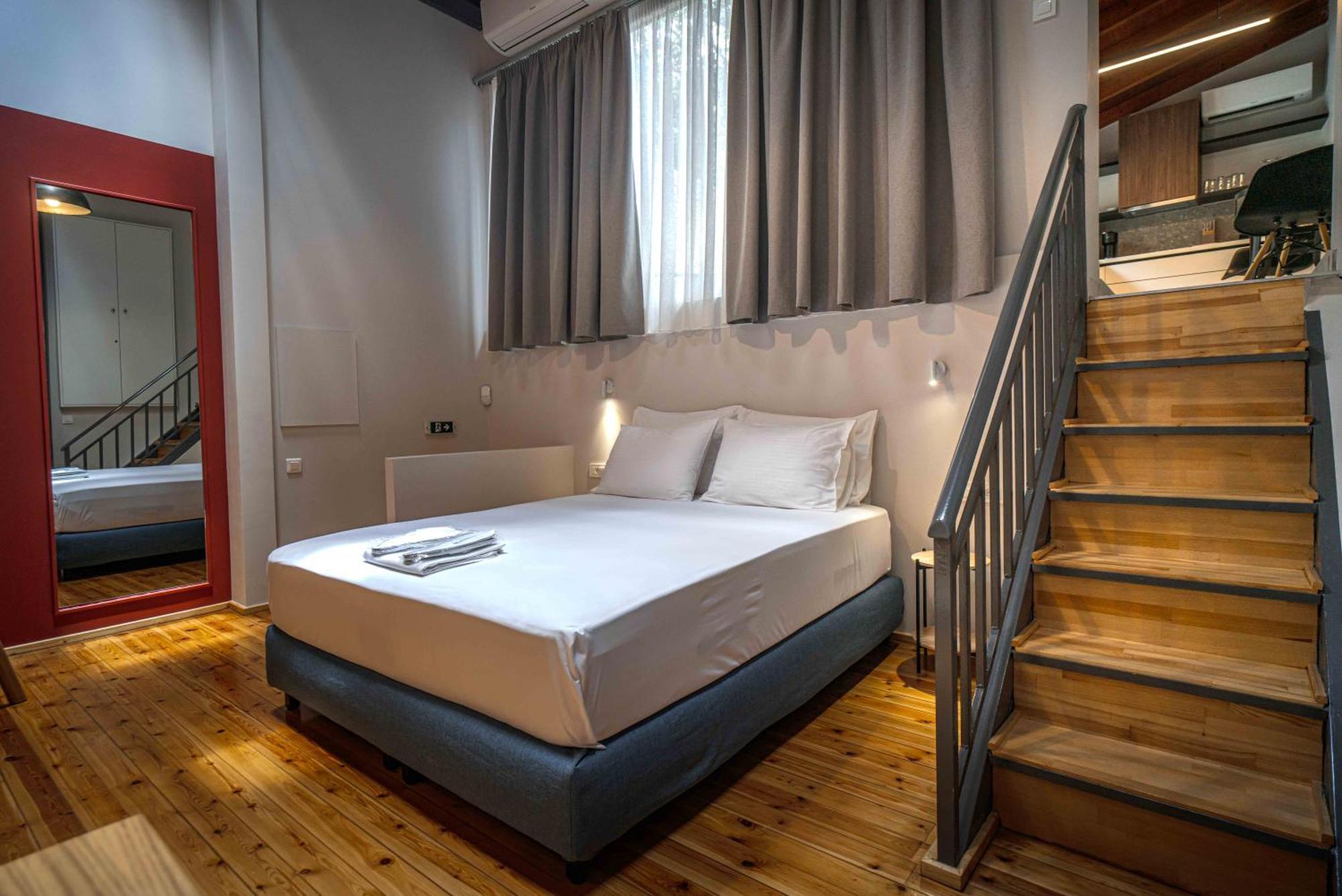 Belle Athenes - Luxury Rooms At Monastiraki Railway Station Dış mekan fotoğraf
