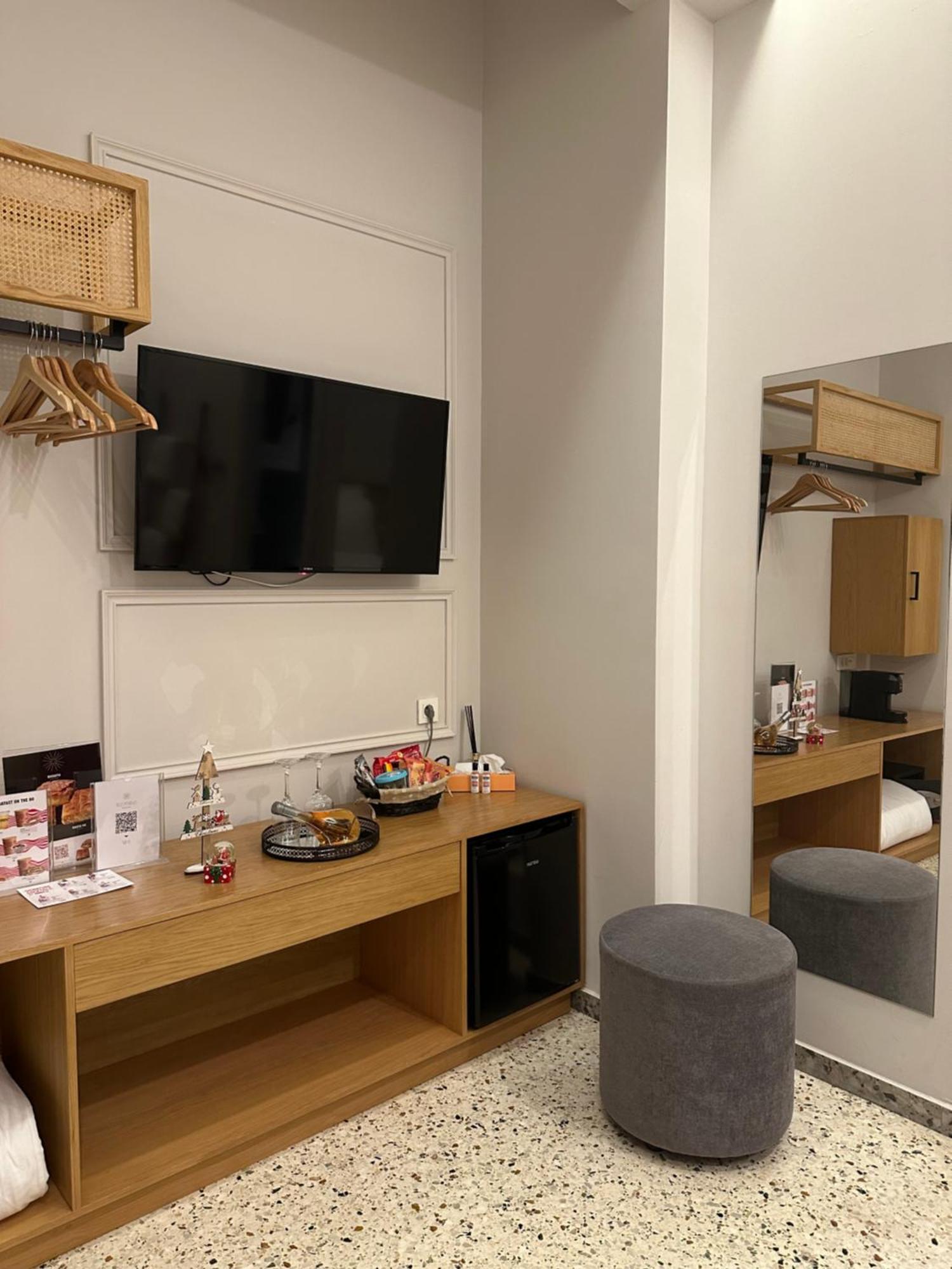 Belle Athenes - Luxury Rooms At Monastiraki Railway Station Dış mekan fotoğraf