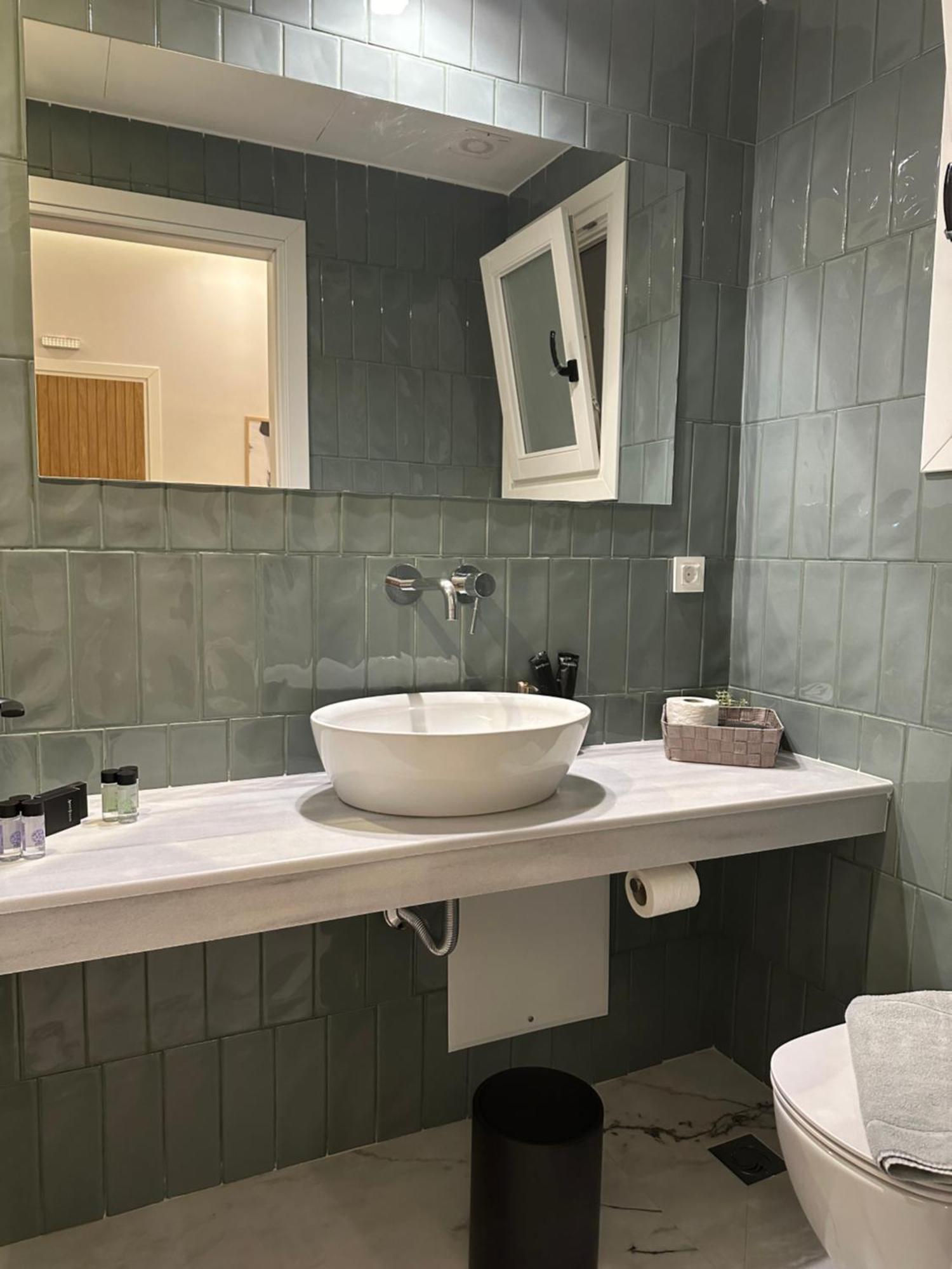 Belle Athenes - Luxury Rooms At Monastiraki Railway Station Dış mekan fotoğraf