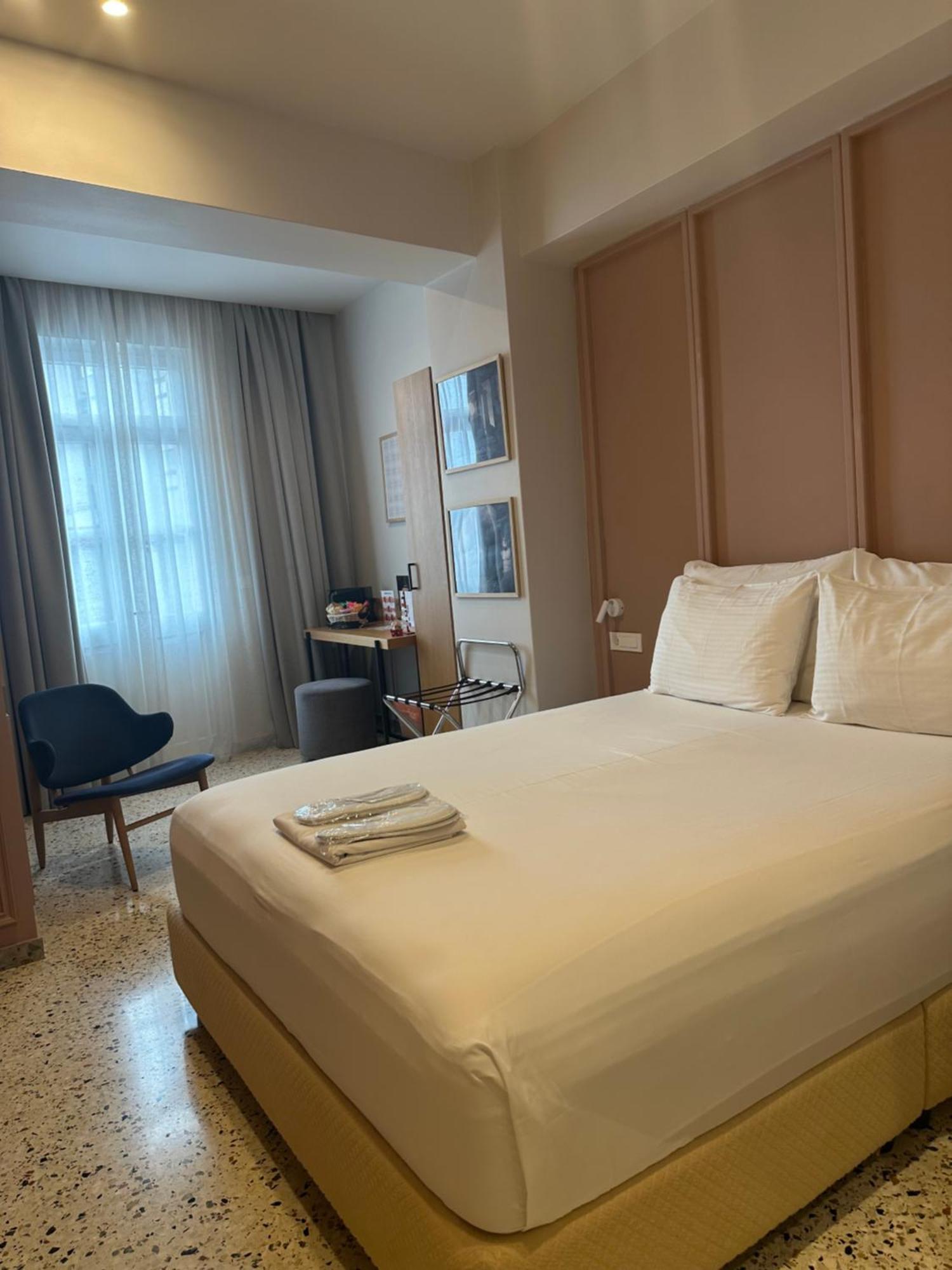 Belle Athenes - Luxury Rooms At Monastiraki Railway Station Dış mekan fotoğraf